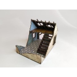 edificio derruido con escalera