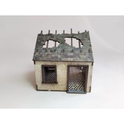 edificio derruido con escalera